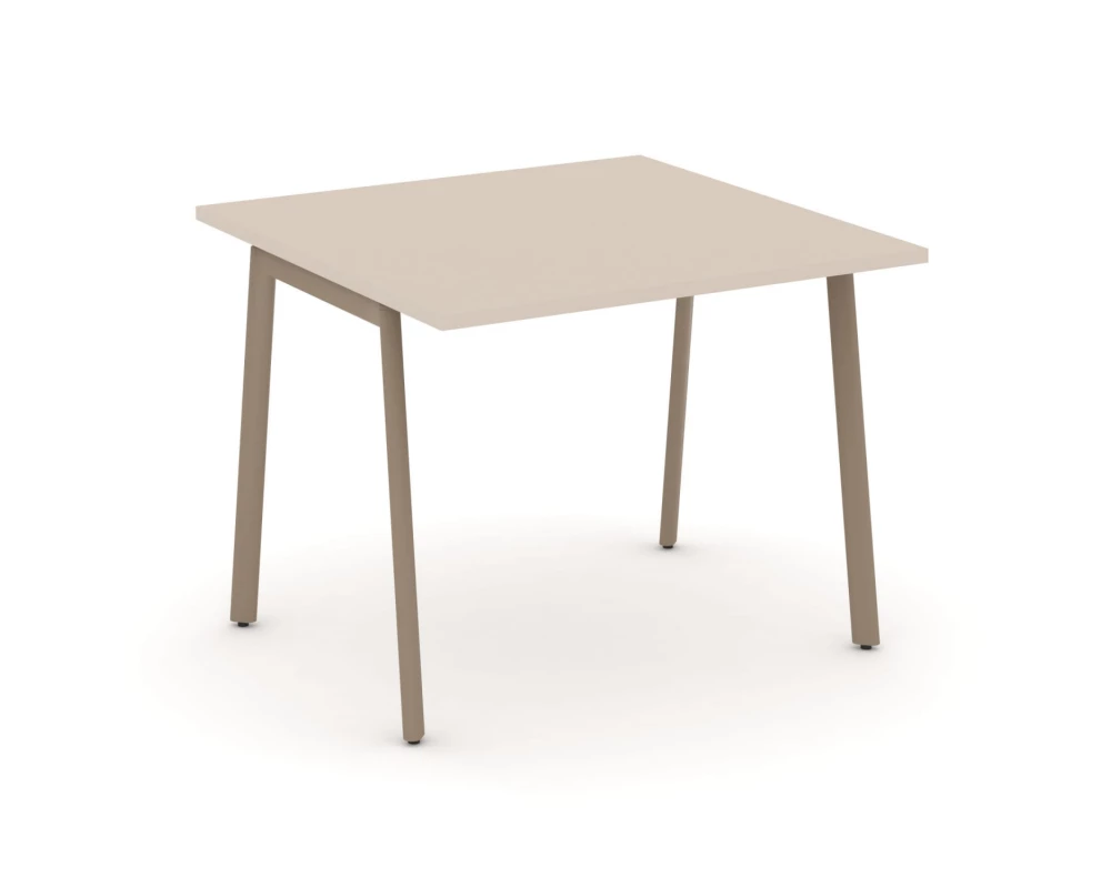 Стол переговорный на плоскоовальной трубе 98x98x75 Estetica